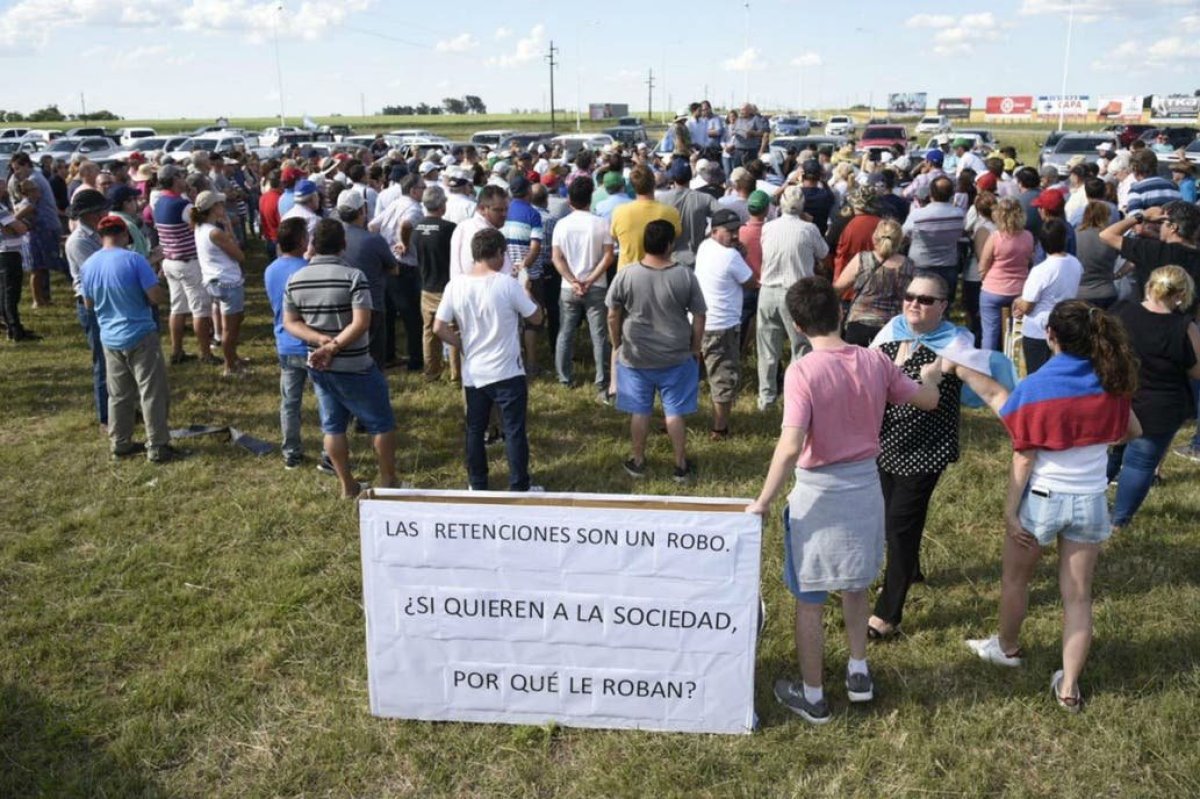 Hubo entre 500 y 700 asistentes en Armstrong, Santa Fe Cr&eacute;dito: Marcelo Manera