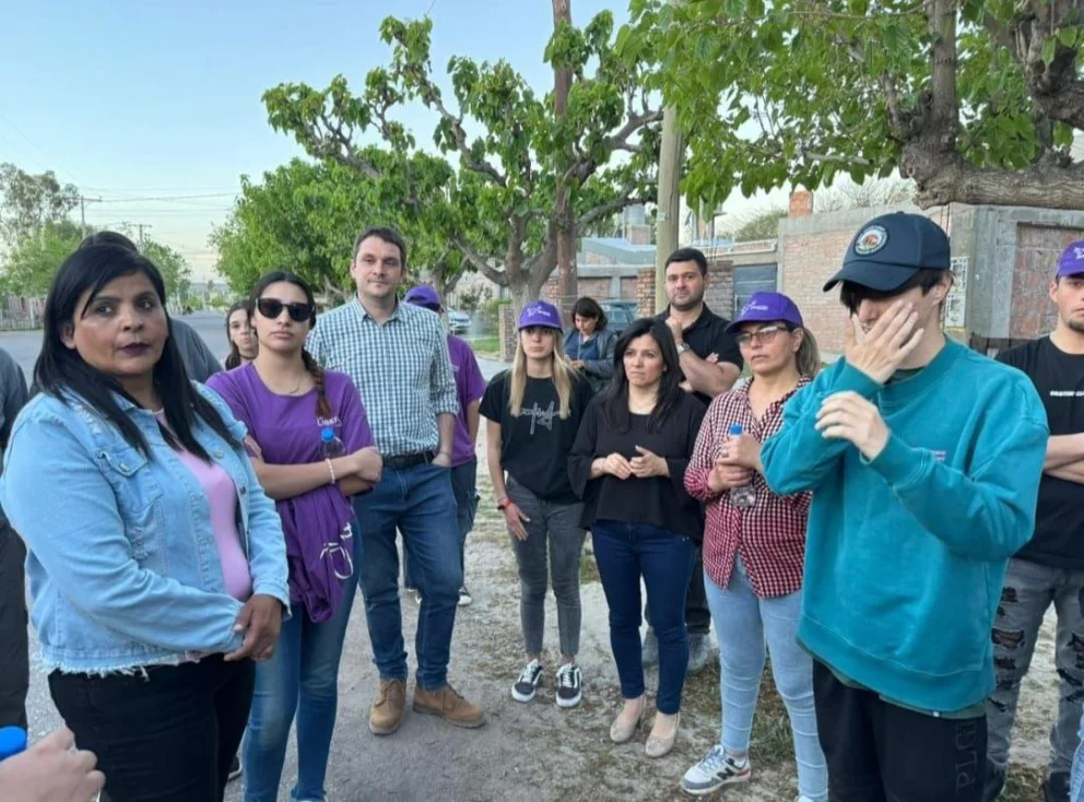 La jornada en Ullum comenzó con una recepción en Villa Aurora, organizada por la referente departamental Daniela Salinas y su equipo