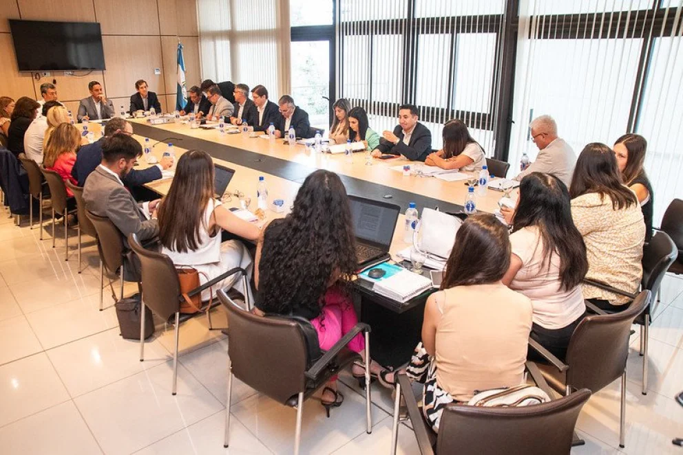 Diputados avanzan en el tratamiento de la nueva Ley de Transporte ...